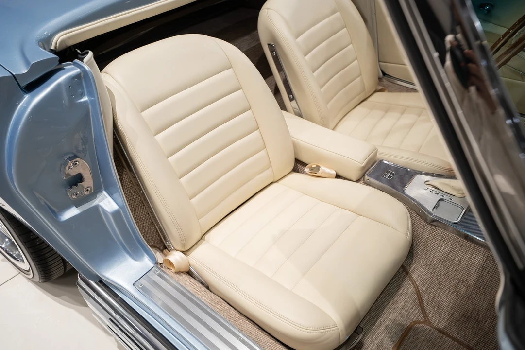 1965 Chevrolet Corvette C2 - Image 18 of 21