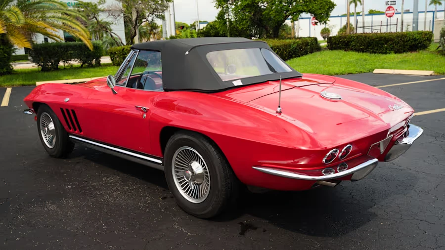 1965 Chevrolet Corvette C2 - Image 8 of 15