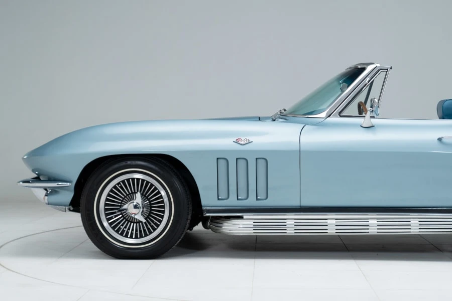 1965 Chevrolet Corvette C2 - Image 19 of 31