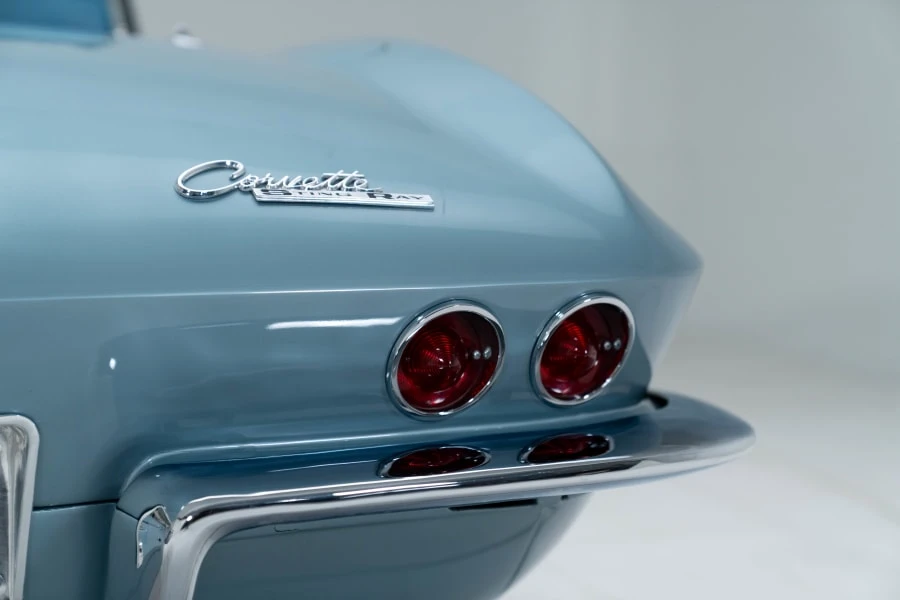 1965 Chevrolet Corvette C2 - Image 18 of 31