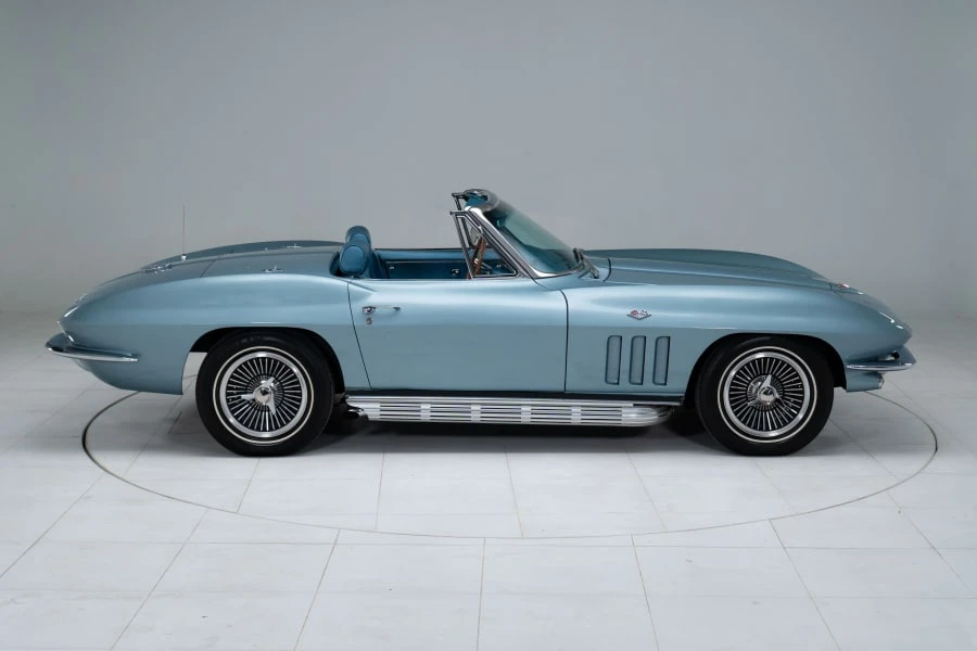 1965 Chevrolet Corvette C2 - Image 2 of 31