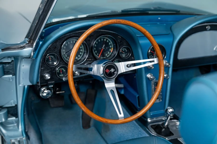 1965 Chevrolet Corvette C2 - Image 30 of 31