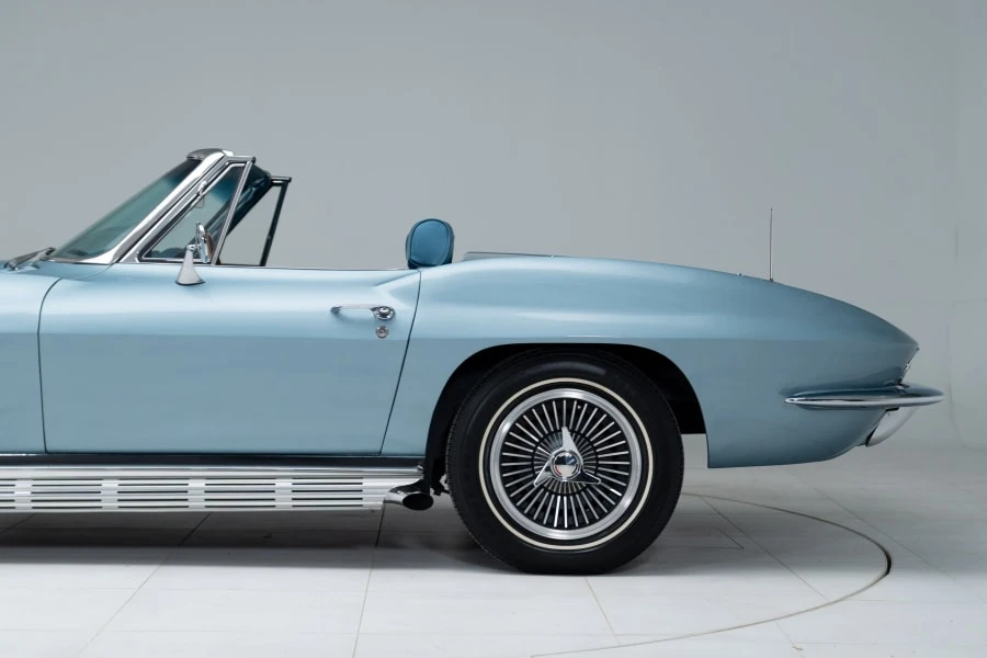 1965 Chevrolet Corvette C2 - Image 15 of 31