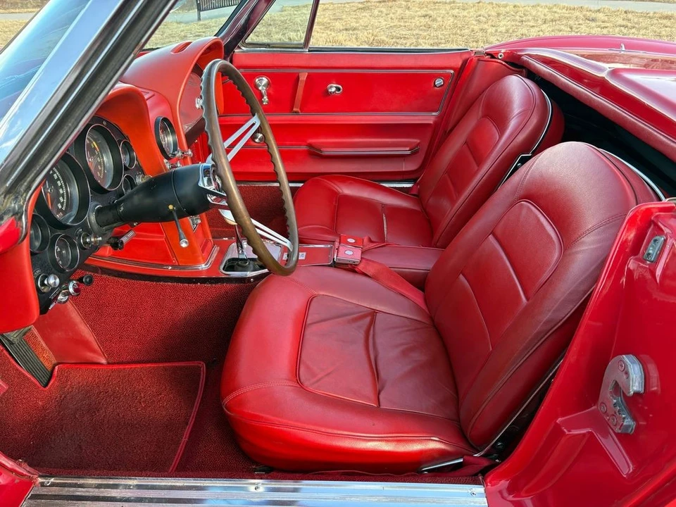 1965 Chevrolet Corvette C2 - Image 7 of 21