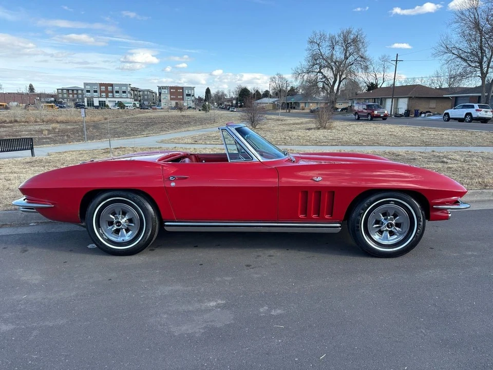 1965 Chevrolet Corvette C2 - Image 18 of 21