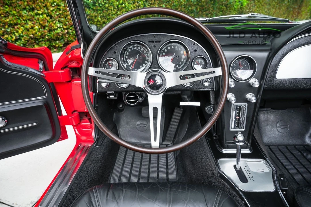 1965 Chevrolet Corvette C2 - Image 19 of 21