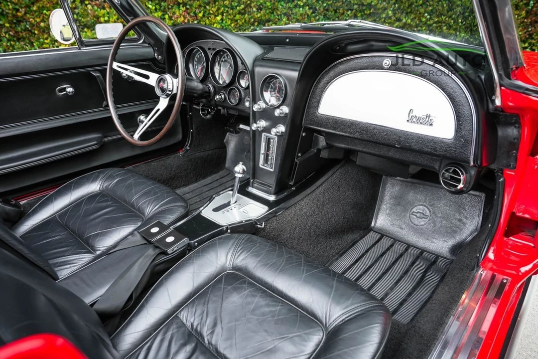 1965 Chevrolet Corvette C2 - Image 15 of 21
