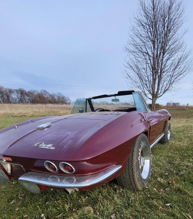 1965 Chevrolet Corvette C2 - Image 16 of 31