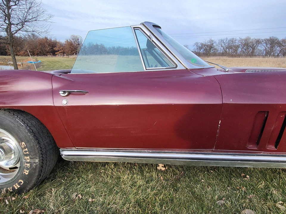 1965 Chevrolet Corvette C2 - Image 20 of 31