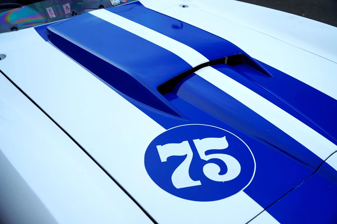 1965 Chevrolet Corvette C2 - Image 19 of 31
