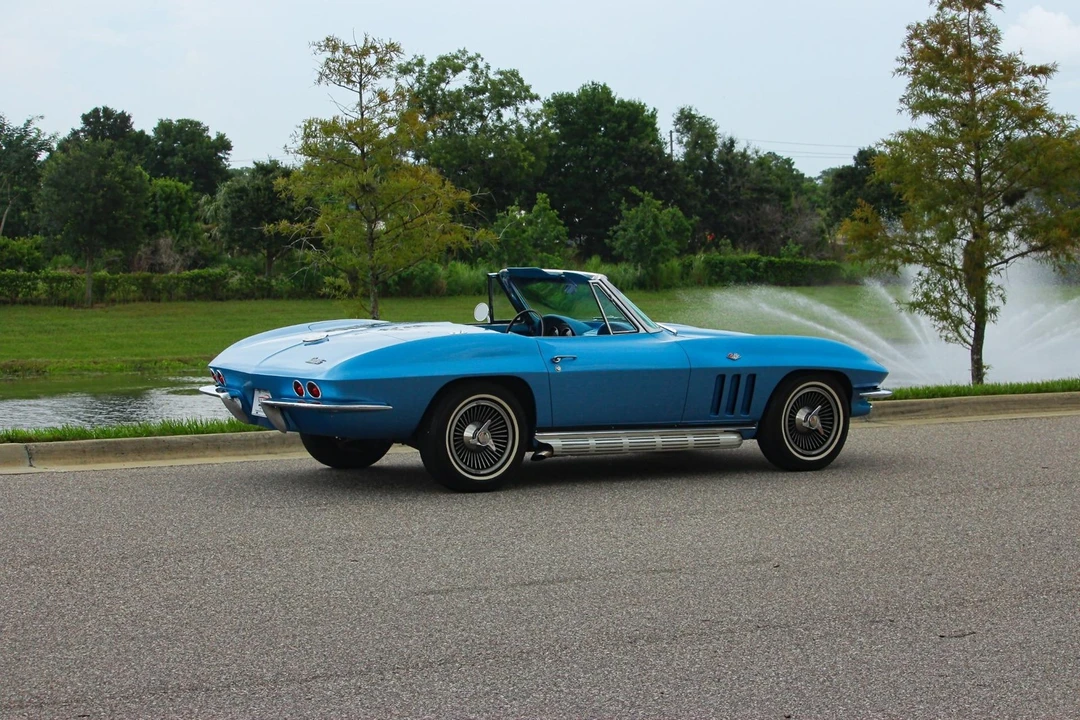 1965 Chevrolet Corvette C2 - Image 6 of 31