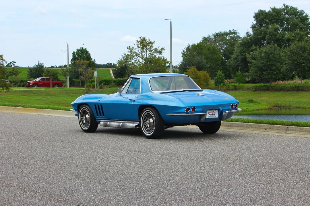 1965 Chevrolet Corvette C2 - Image 22 of 31