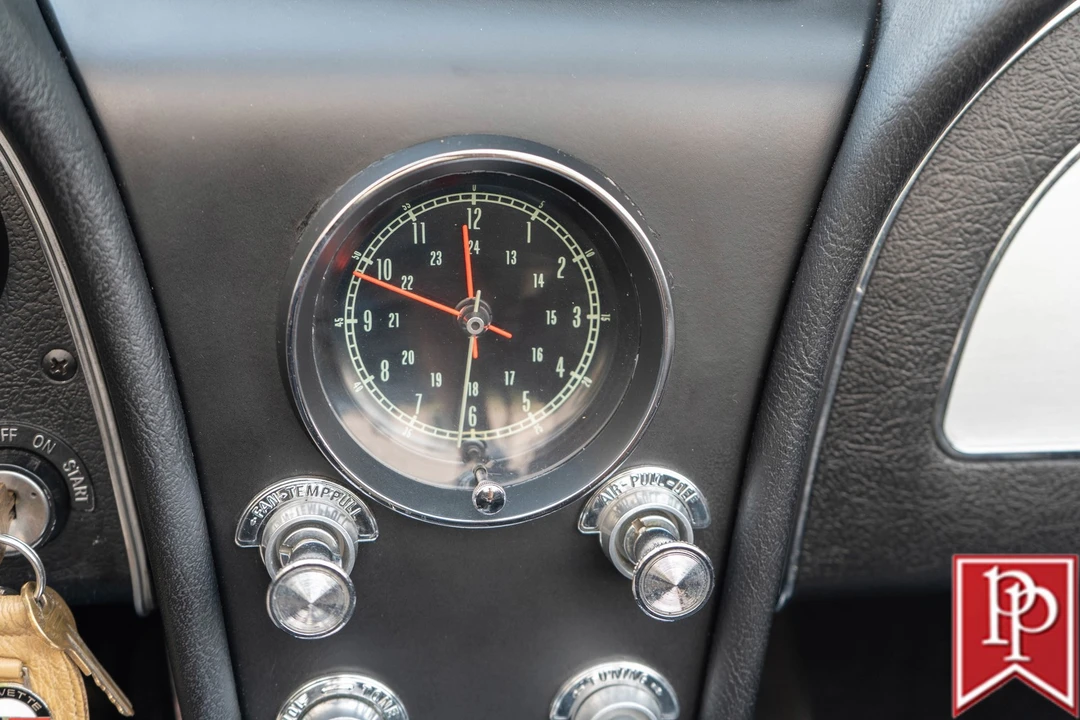 1965 Chevrolet Corvette C2 - Image 18 of 21