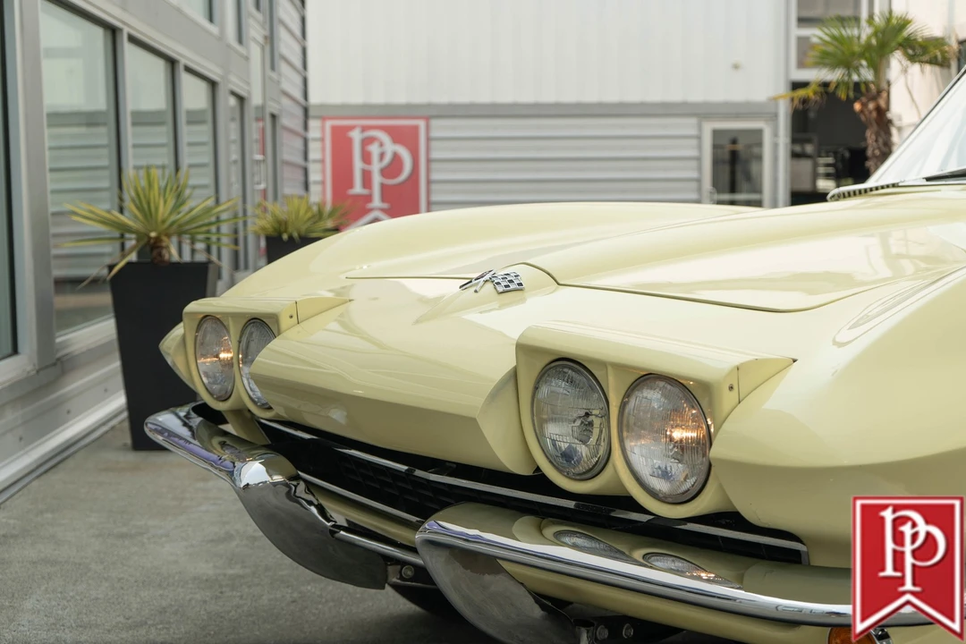 1965 Chevrolet Corvette C2 - Image 3 of 21