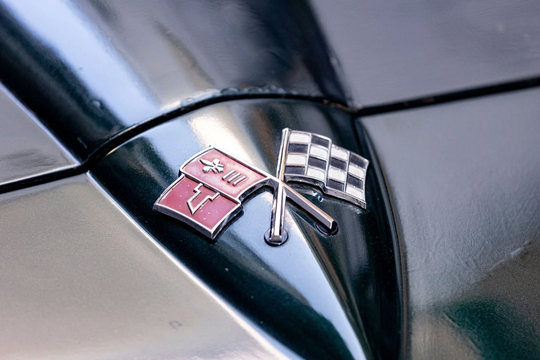 1965 Chevrolet Corvette C2 - Image 24 of 31