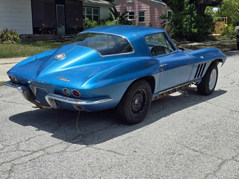 1965 Chevrolet Corvette C2 - Image 5 of 10