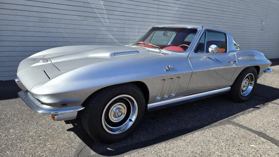 1965 Chevrolet Corvette C2 - Image 12 of 25