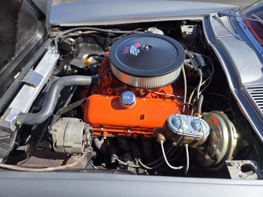 1965 Chevrolet Corvette C2 - Image 22 of 25