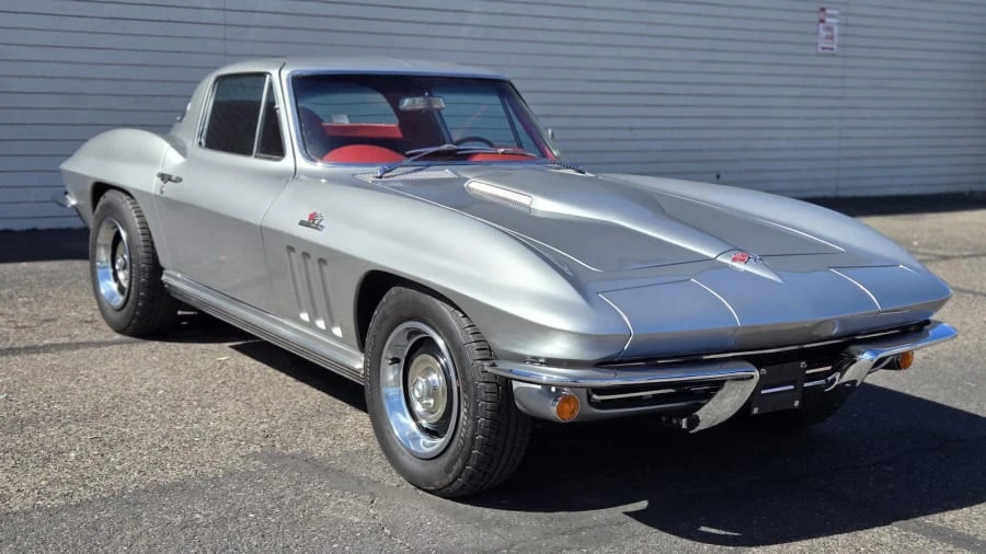 1965 Chevrolet Corvette C2 - Image 11 of 25