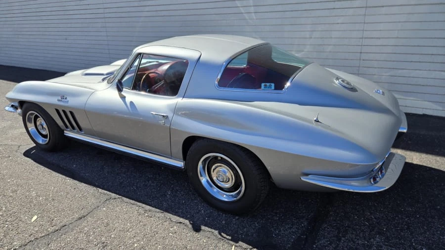 1965 Chevrolet Corvette C2 - Image 14 of 25