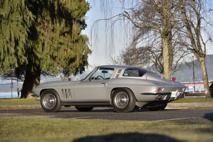 1965 Chevrolet Corvette C2 - Image 13 of 31