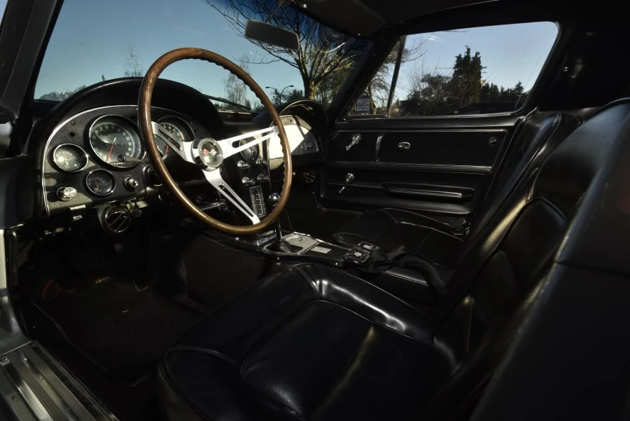 1965 Chevrolet Corvette C2 - Image 28 of 31
