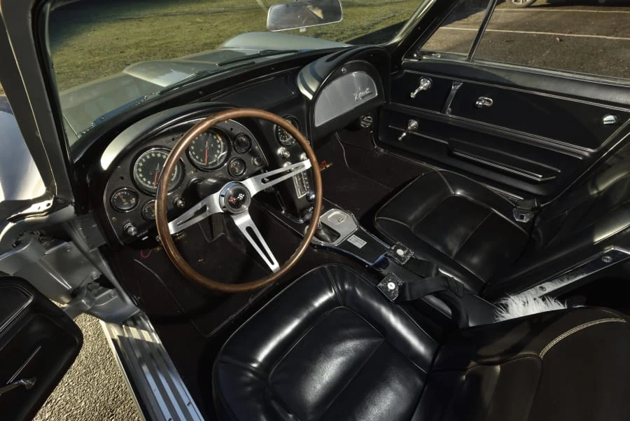 1965 Chevrolet Corvette C2 - Image 30 of 31