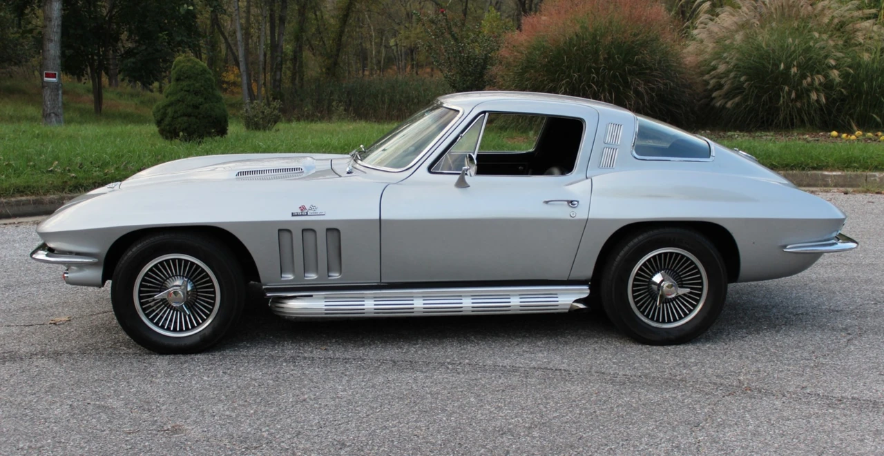 1965 Chevrolet Corvette C2 - Image 12 of 31