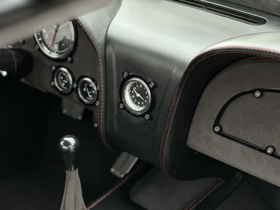 1965 Chevrolet Corvette C2 - Image 28 of 31