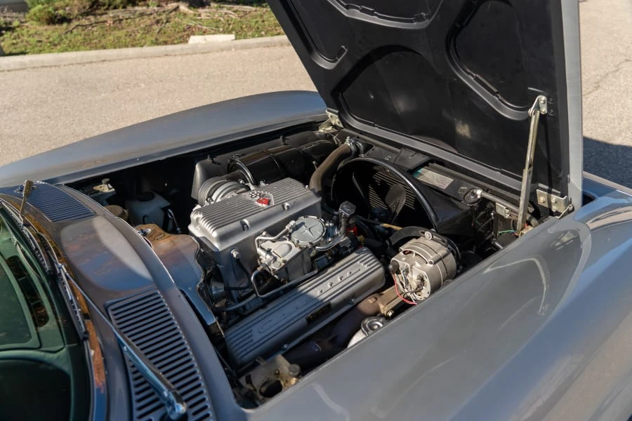 1965 Chevrolet Corvette C2 - Image 18 of 18