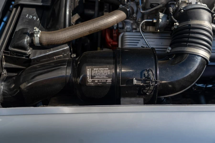 1965 Chevrolet Corvette C2 - Image 17 of 18