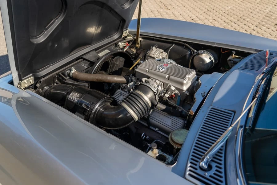 1965 Chevrolet Corvette C2 - Image 16 of 18