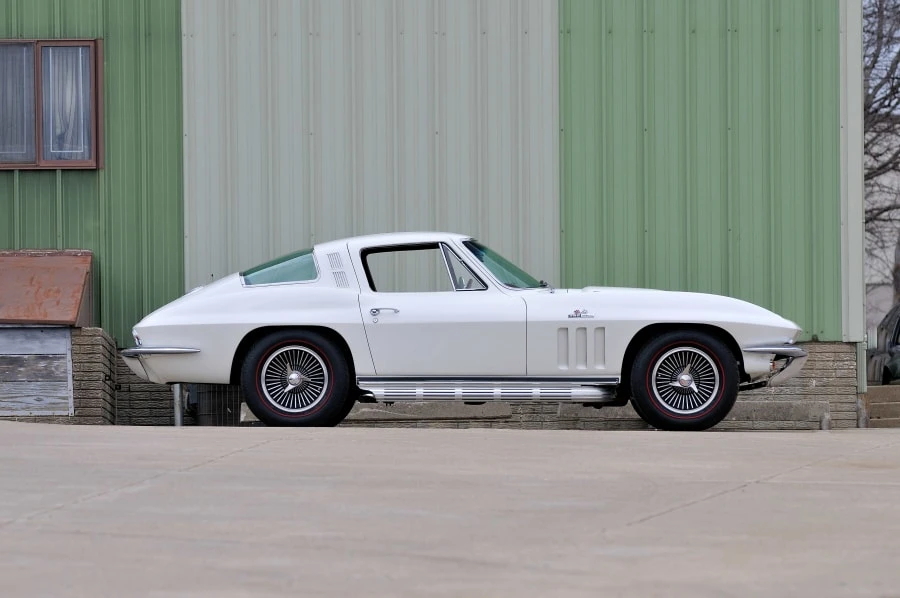 1965 Chevrolet Corvette C2 - Image 2 of 12