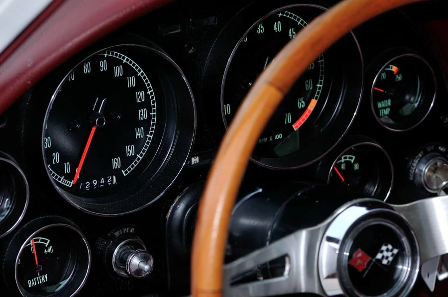 1965 Chevrolet Corvette C2 - Image 10 of 12