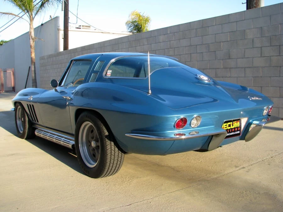 1965 Chevrolet Corvette C2 - Image 3 of 12