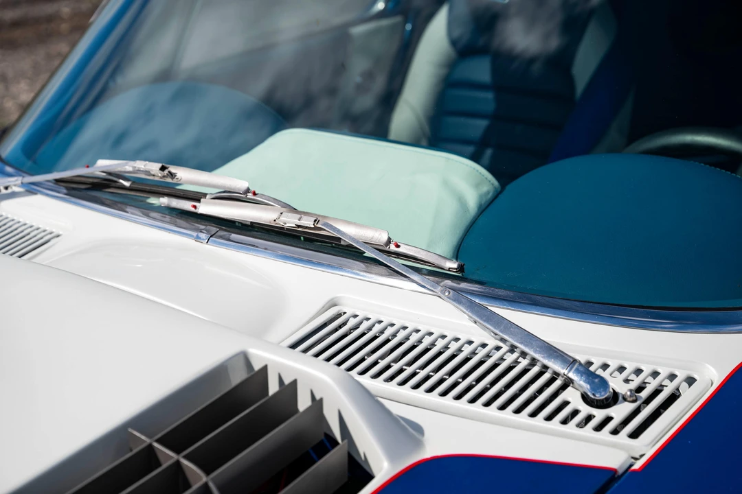1965 Chevrolet Corvette C2 - Image 26 of 31