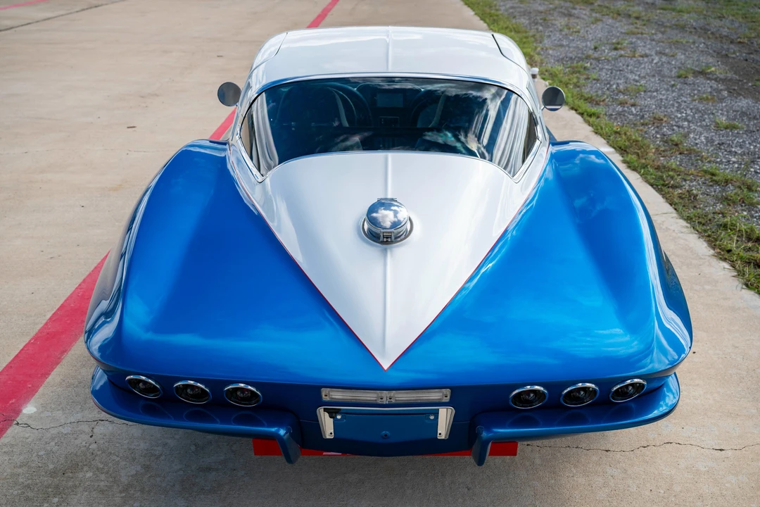 1965 Chevrolet Corvette C2 - Image 10 of 31