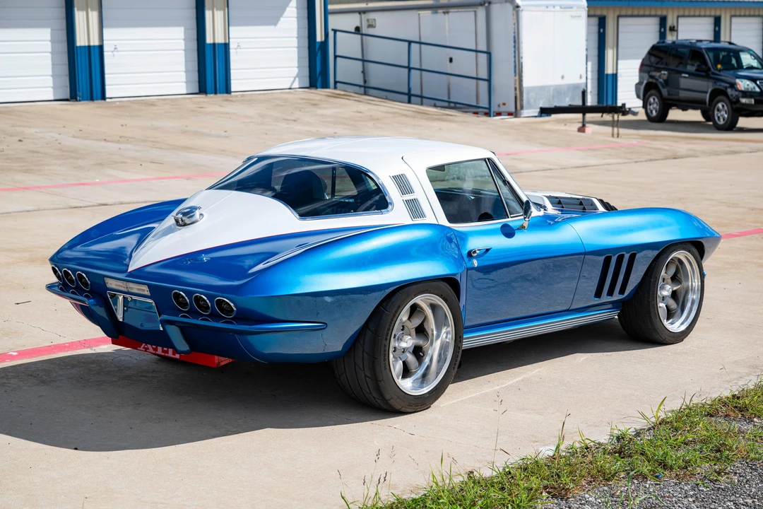1965 Chevrolet Corvette C2 - Image 12 of 31