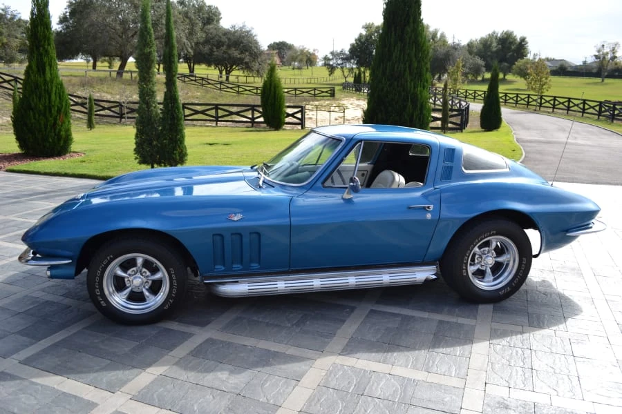 1965 Chevrolet Corvette C2 - Image 2 of 6
