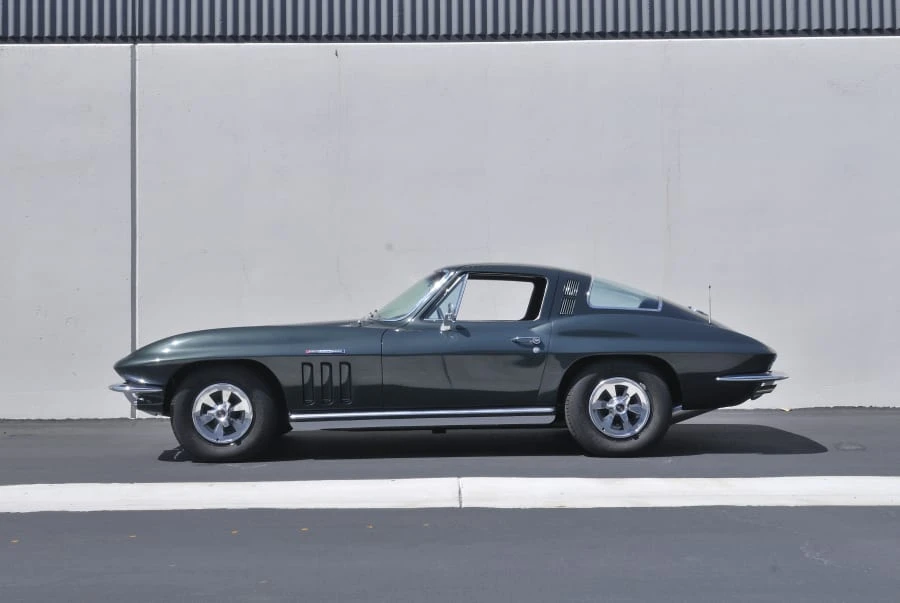 1965 Chevrolet Corvette C2 - Image 9 of 9
