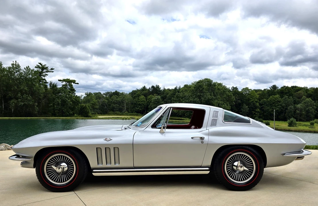 1965 Chevrolet Corvette C2 - Image 5 of 31