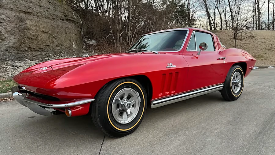 1965 Chevrolet Corvette C2 - Image 28 of 31