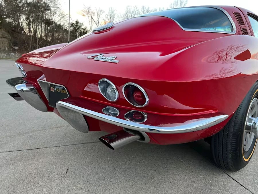 1965 Chevrolet Corvette C2 - Image 19 of 31