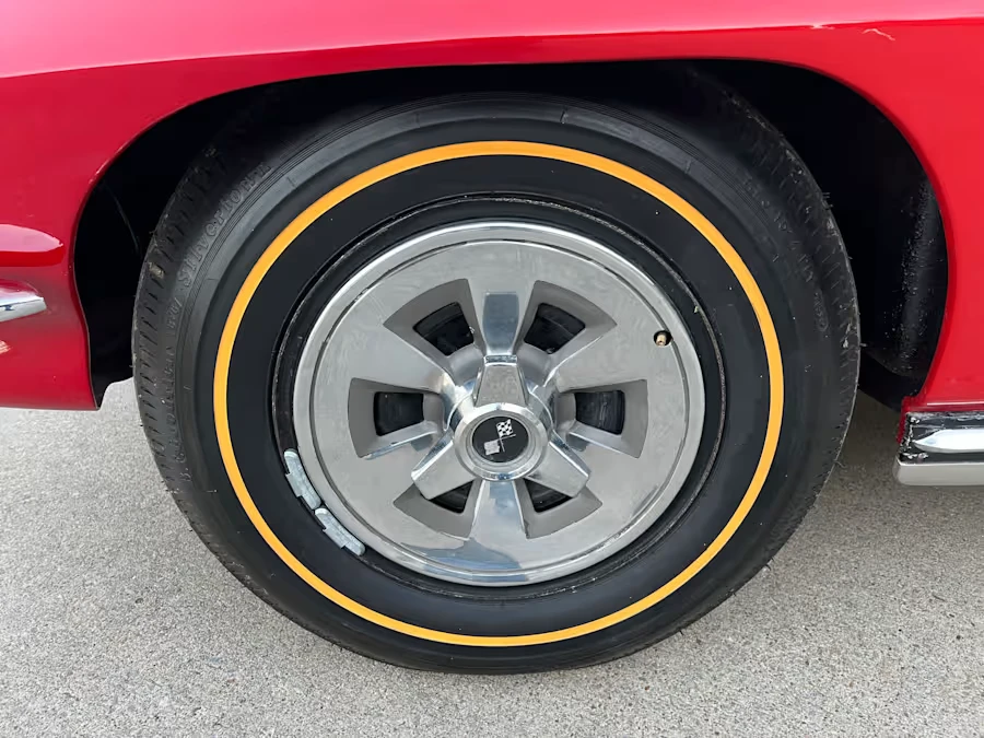 1965 Chevrolet Corvette C2 - Image 29 of 31