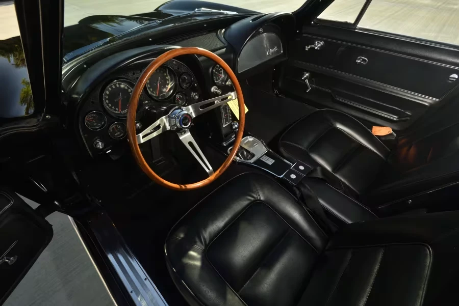 1965 Chevrolet Corvette C2 - Image 27 of 31