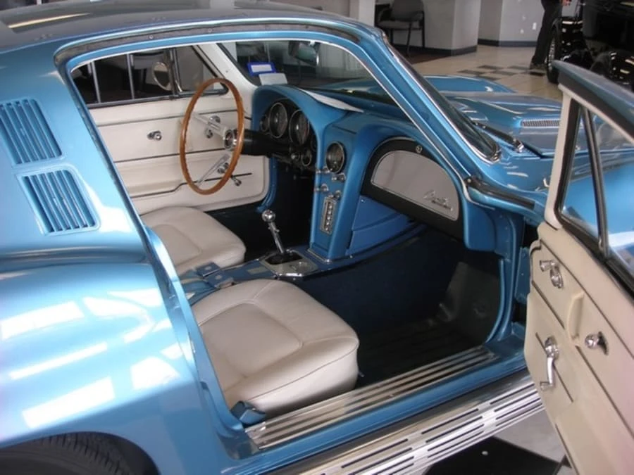 1965 Chevrolet Corvette C2 - Image 3 of 6