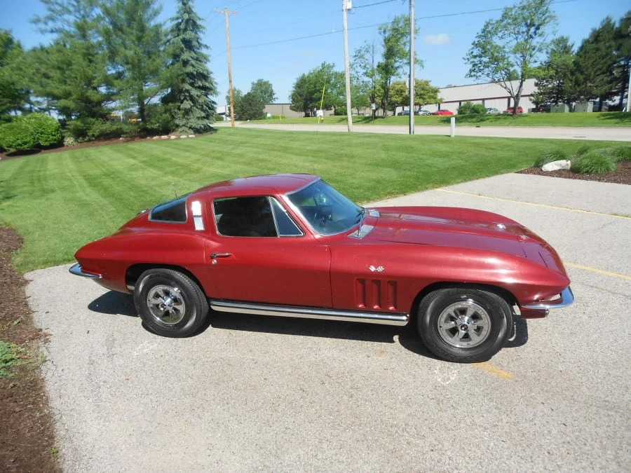 1965 Chevrolet Corvette C2 - Image 2 of 7