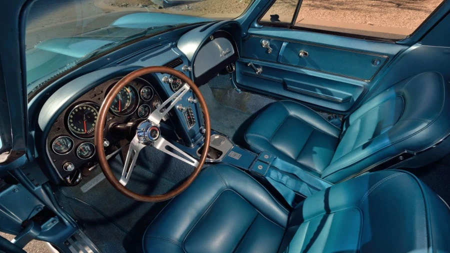 1965 Chevrolet Corvette C2 - Image 4 of 31