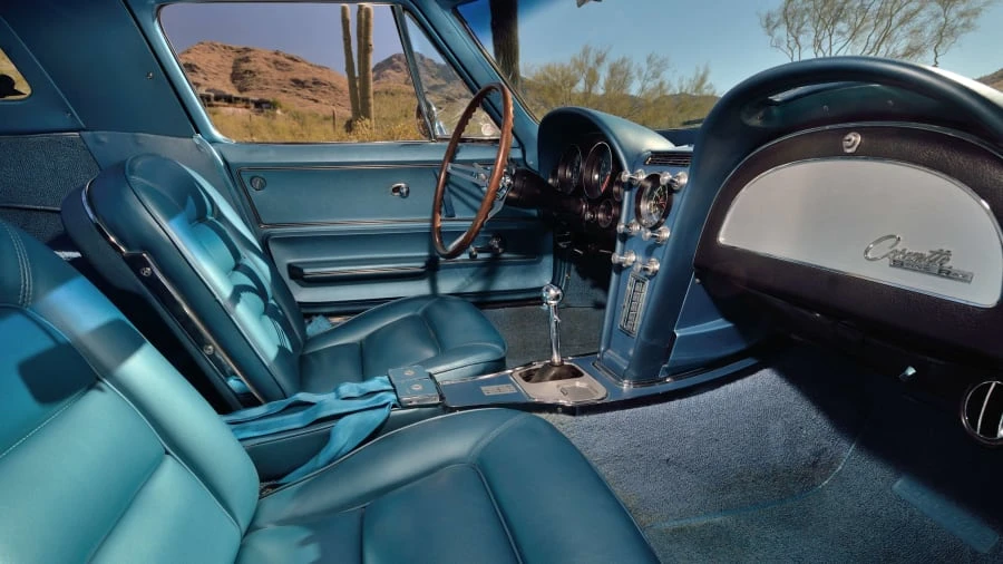 1965 Chevrolet Corvette C2 - Image 5 of 31