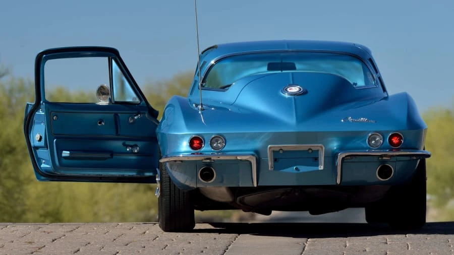 1965 Chevrolet Corvette C2 - Image 20 of 31